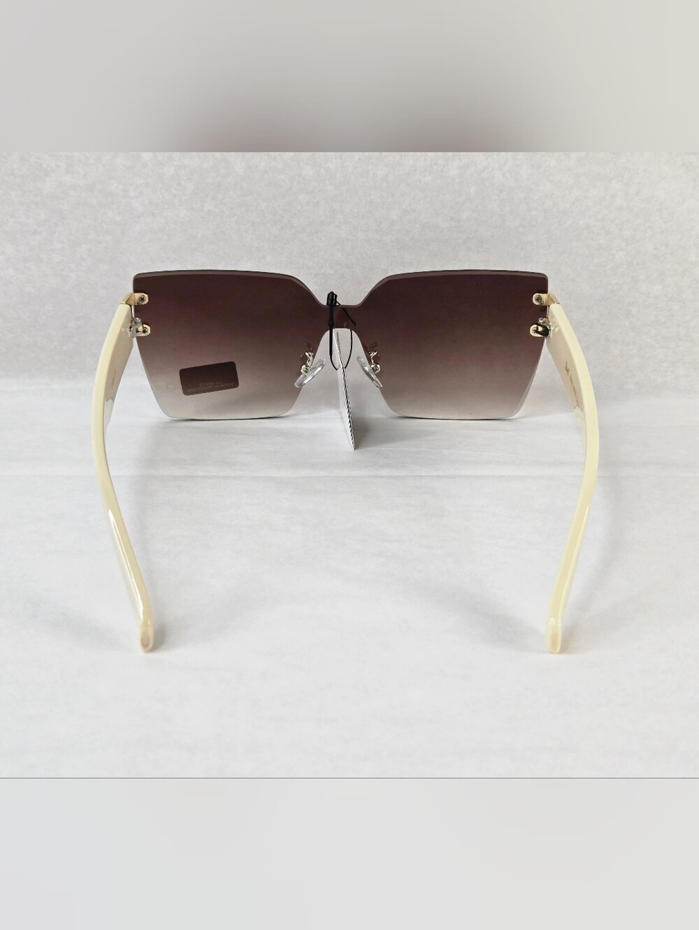 Giselle Rimless Butterfly Sunglasses NWT Gradient Smokey Brown Lens Cream Gold - Picture 4 of 11